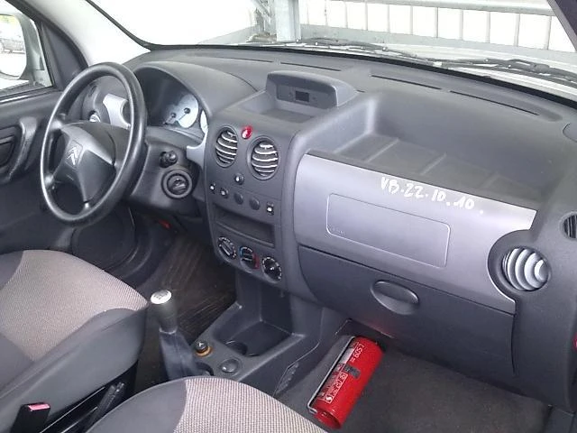 Citroen Berlingo 1.4 i /1.6 HDI/1.9D , снимка 10 - Автомобили и джипове - 11009693