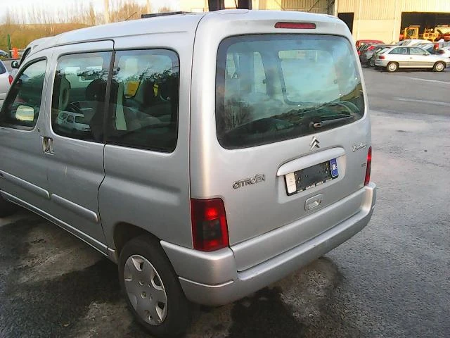 Citroen Berlingo 1.4 i /1.6 HDI/1.9D , снимка 6 - Автомобили и джипове - 11009693