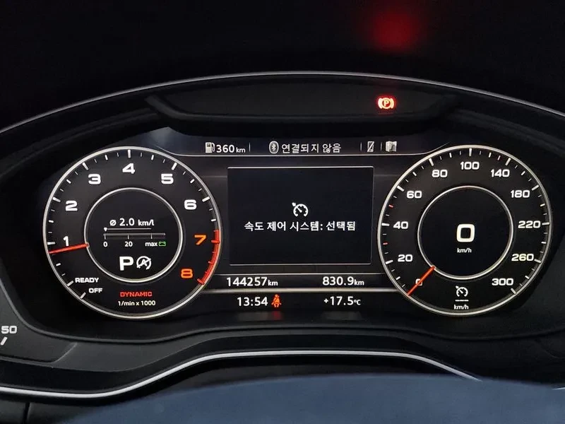 Audi A4 45 Tfsi Premium, снимка 8 - Автомобили и джипове - 55389646