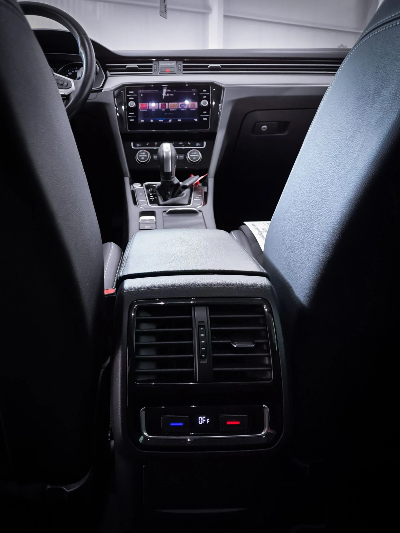 VW Passat 2.0 TDI * 150 кс * DSG * Elegance - изображение 9