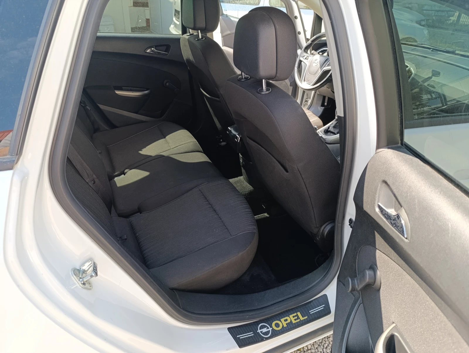 Opel Astra Sports Taurer | Mobile.bg � ����������� 11
