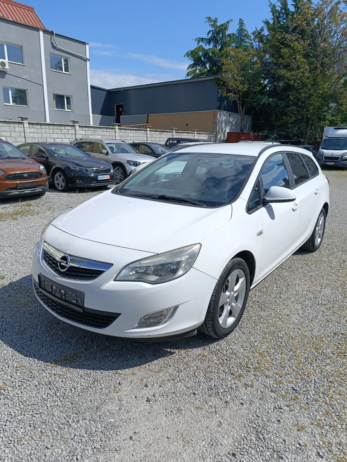 Opel Astra Sports Taurer - изображение 7