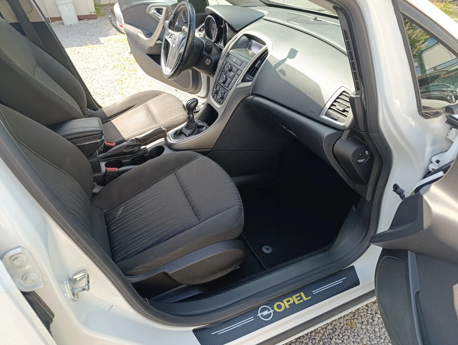 Opel Astra Sports Taurer | Mobile.bg � ����������� 12