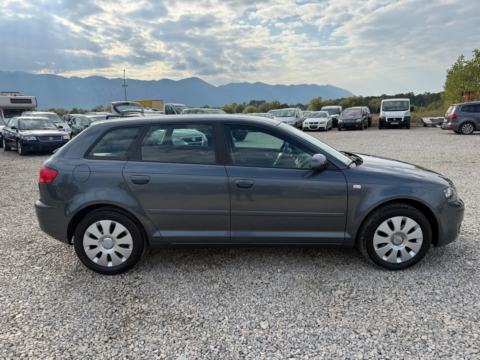 Audi A3 2.0TDI-140PS-КЛИМАТРОНИК - изображение 4