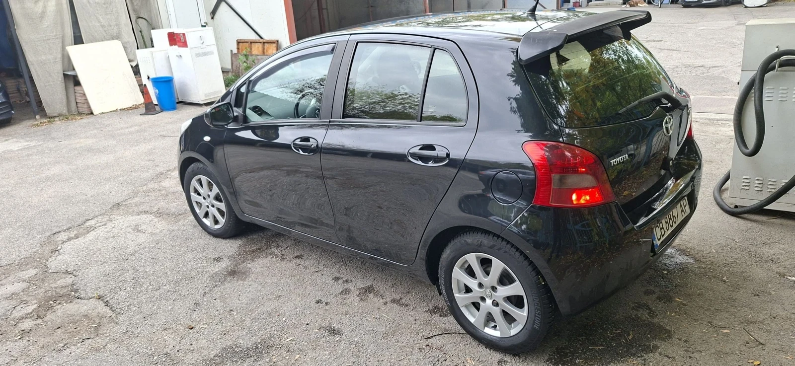 Toyota Yaris 1.3 vvti lpg - изображение 3