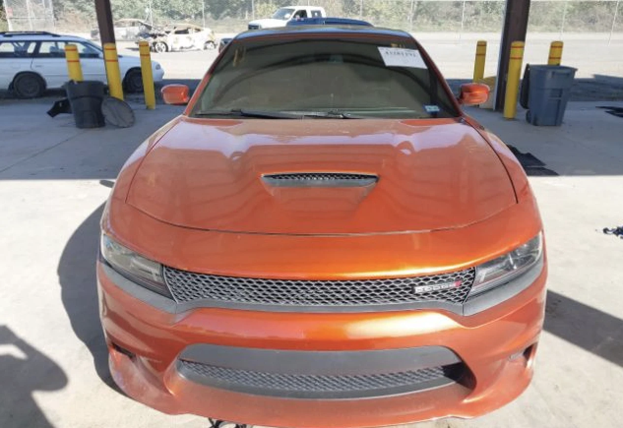 Dodge Charger GT, задно, клип мотор - изображение 5