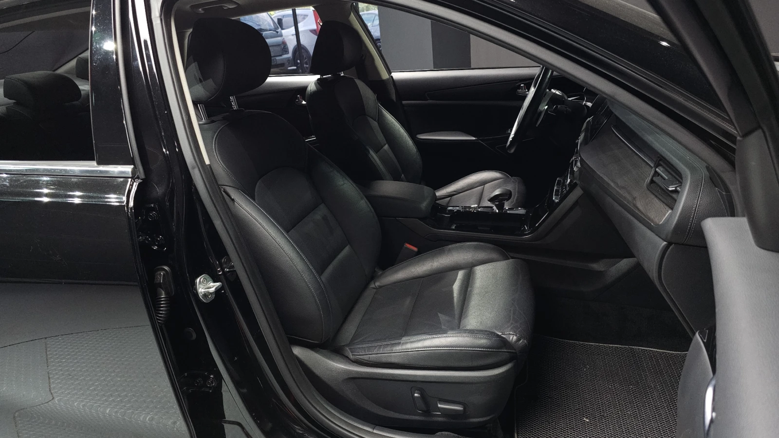 Kia K7 3.0LPI TRENDY  | Mobile.bg   10