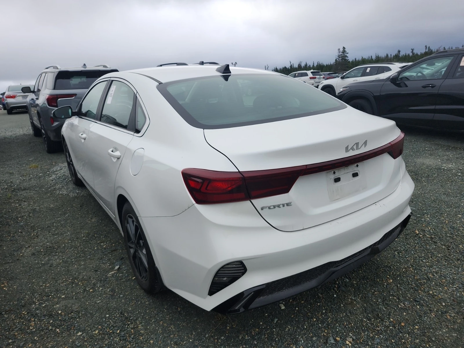 Kia Forte EX * * CARFAX * *   * *  | Mobile.bg   4