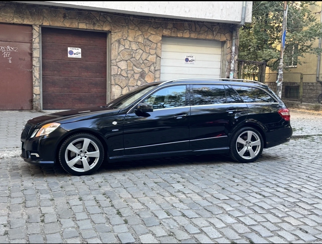Mercedes-Benz E 350  - изображение 2