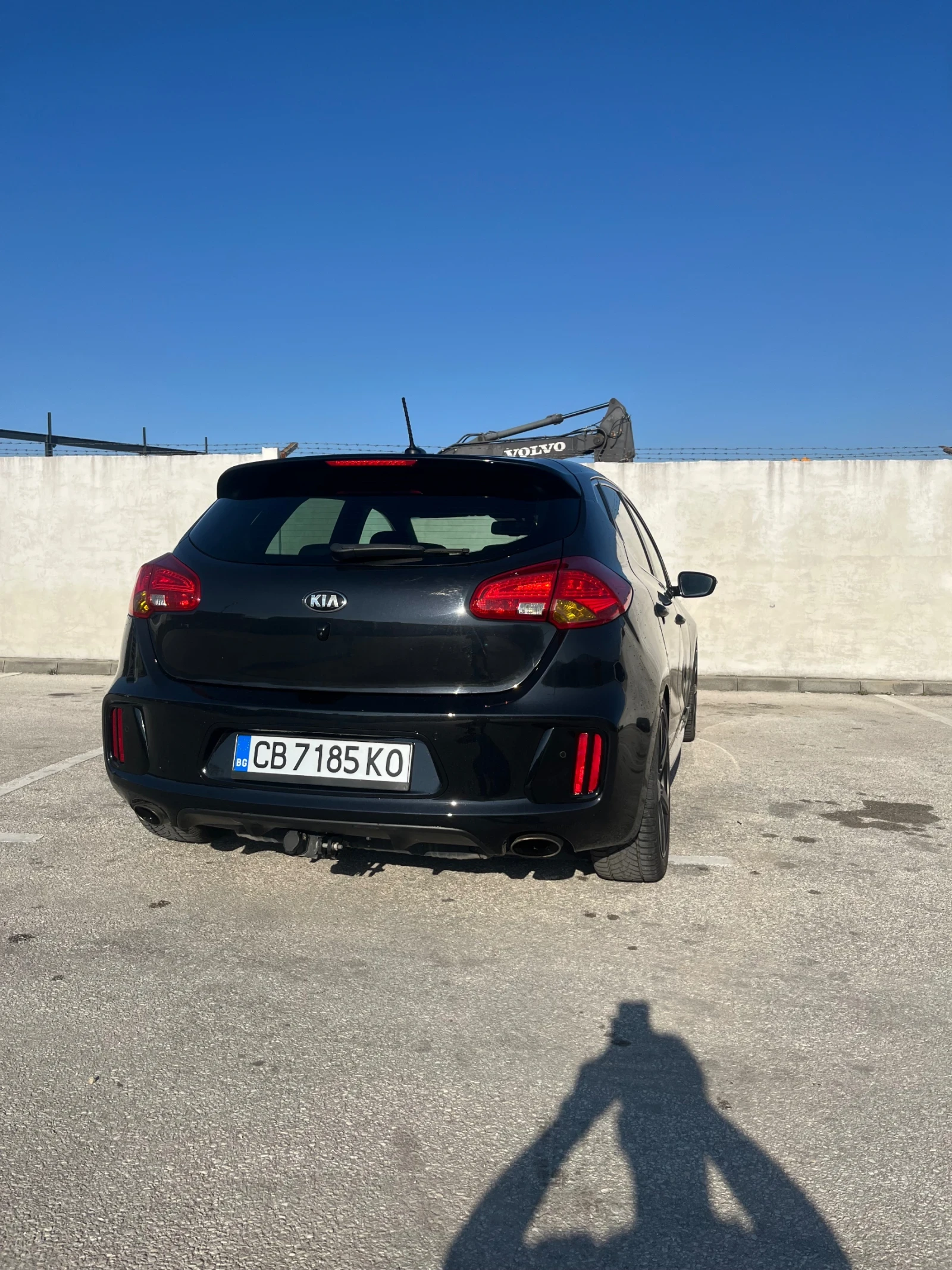 Kia Ceed GT 1.6T GDi, снимка 6 - Автомобили и джипове - 53747411