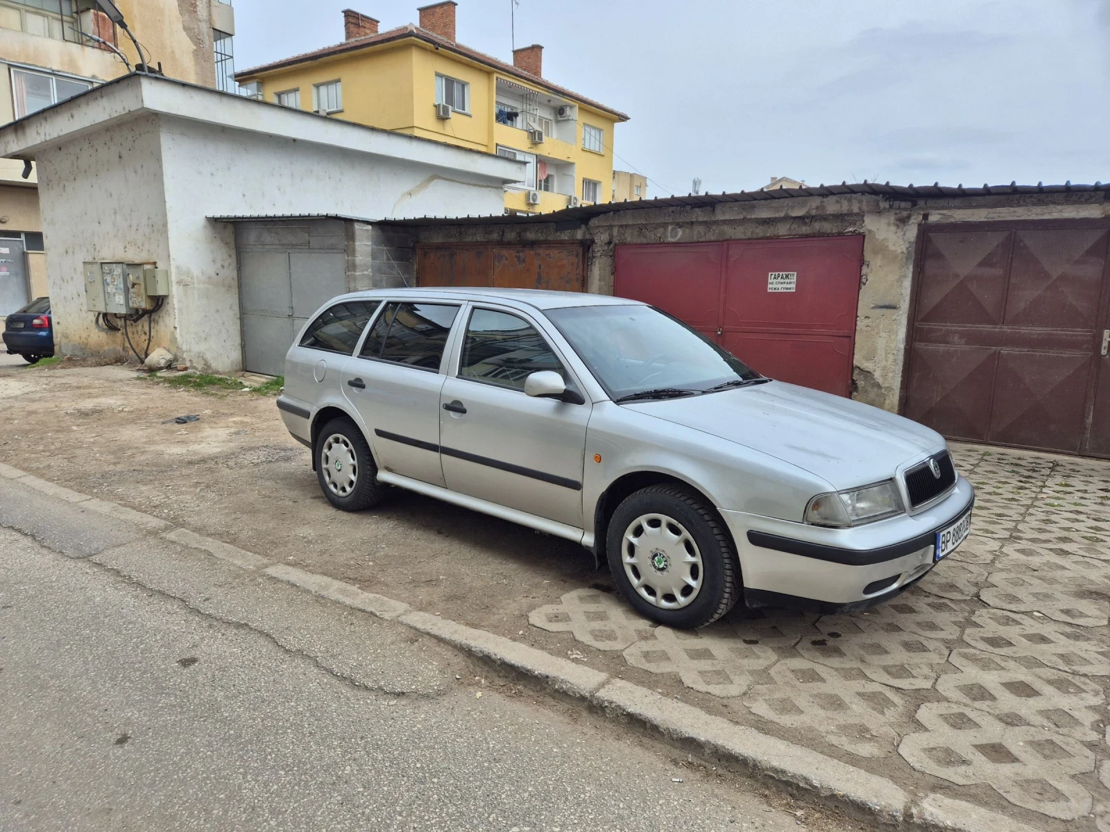 Skoda Octavia 1.9 TDI 4?4, снимка 5 - Автомобили и джипове - 53924250