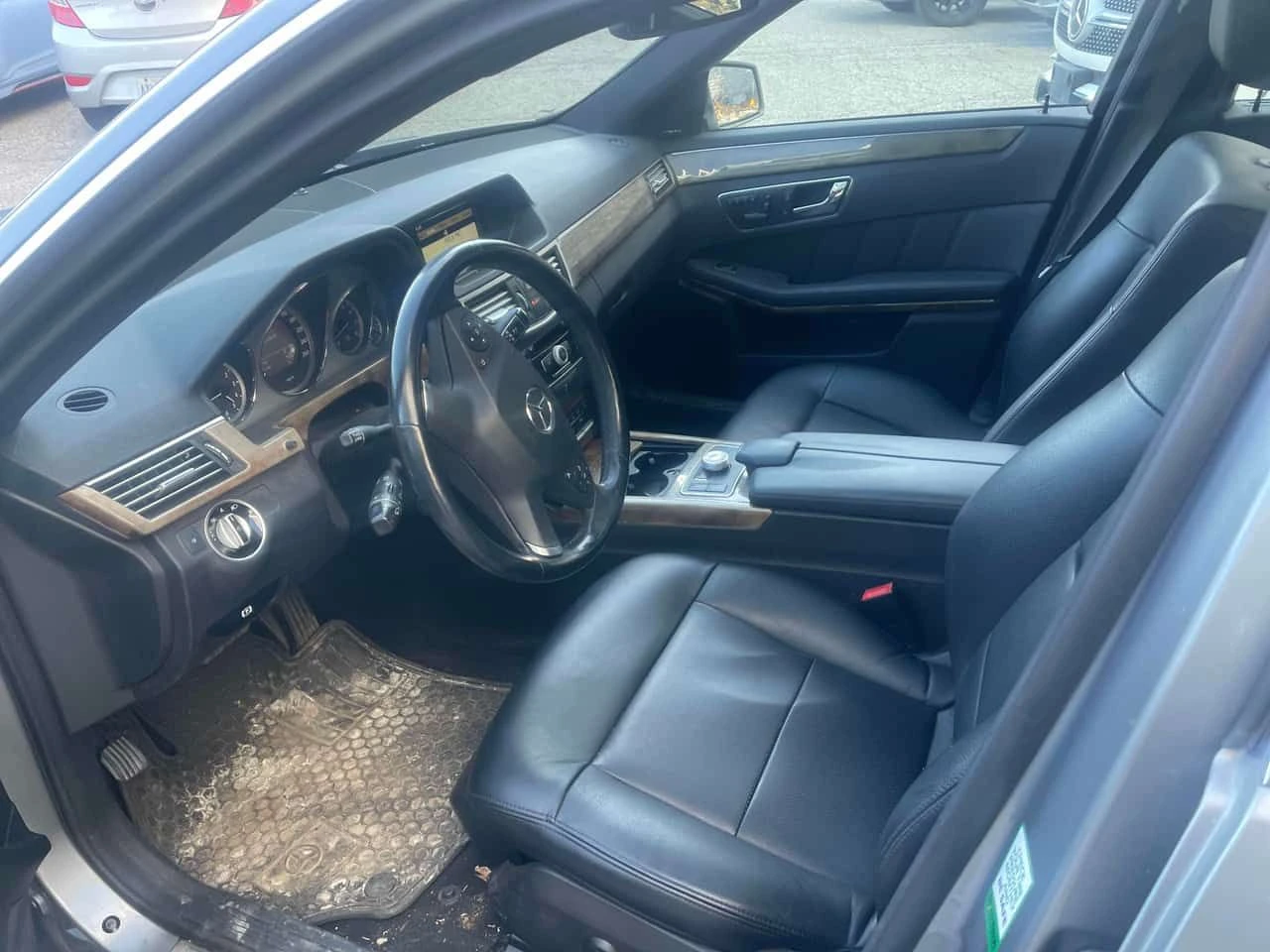 Mercedes-Benz E 350 | ПОДГРЕВИ| ПАНОРАМА| 2 КЛЮЧА| KEYLESS| CARFAX, снимка 9 - Автомобили и джипове - 54002006