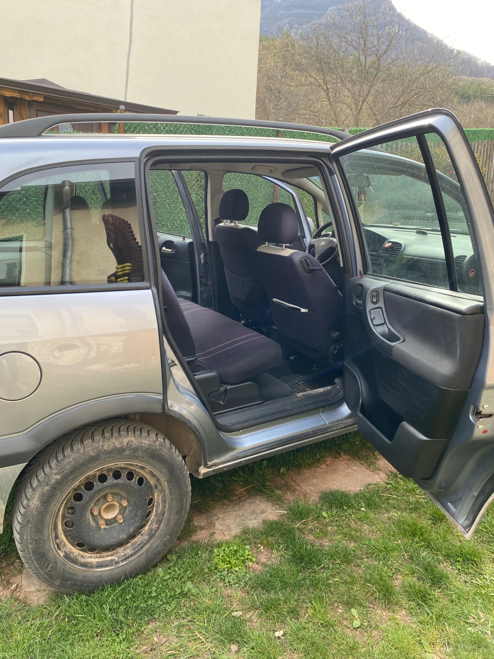 Opel Zafira Motor car