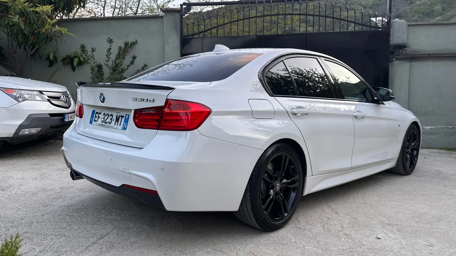BMW 330 Mpack , снимка 4 - Автомобили и джипове - 54314868