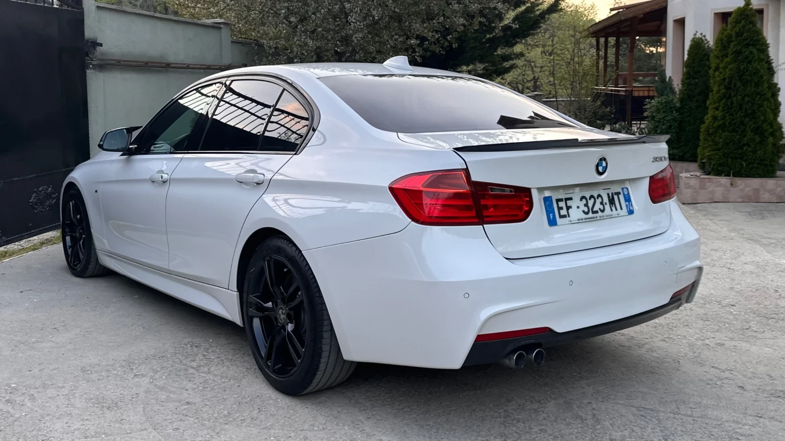 BMW 330 Mpack , снимка 6 - Автомобили и джипове - 54314868