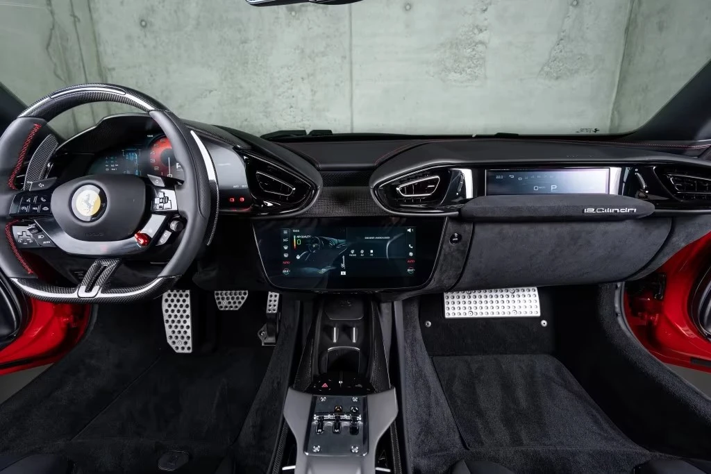Ferrari 12 Cilindri Carbon Lift | Mobile.bg � ����������� 7
