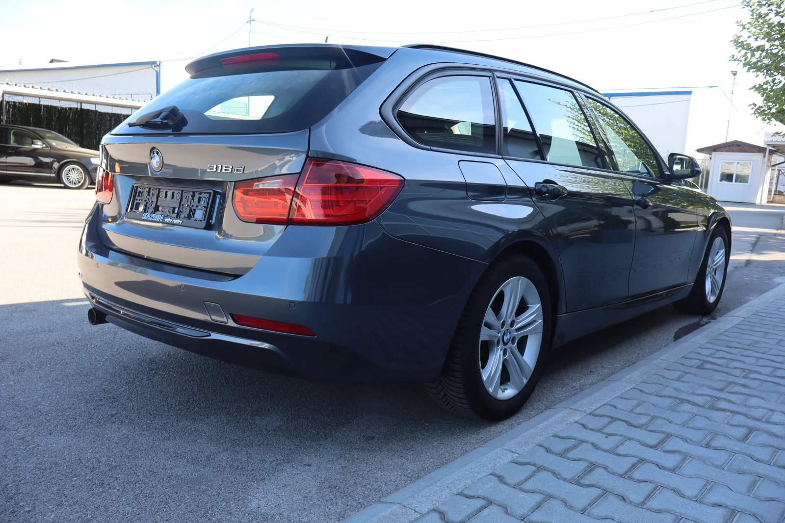 BMW 318 2.0D* SPORT* TOP, снимка 5 - Автомобили и джипове - 54601229