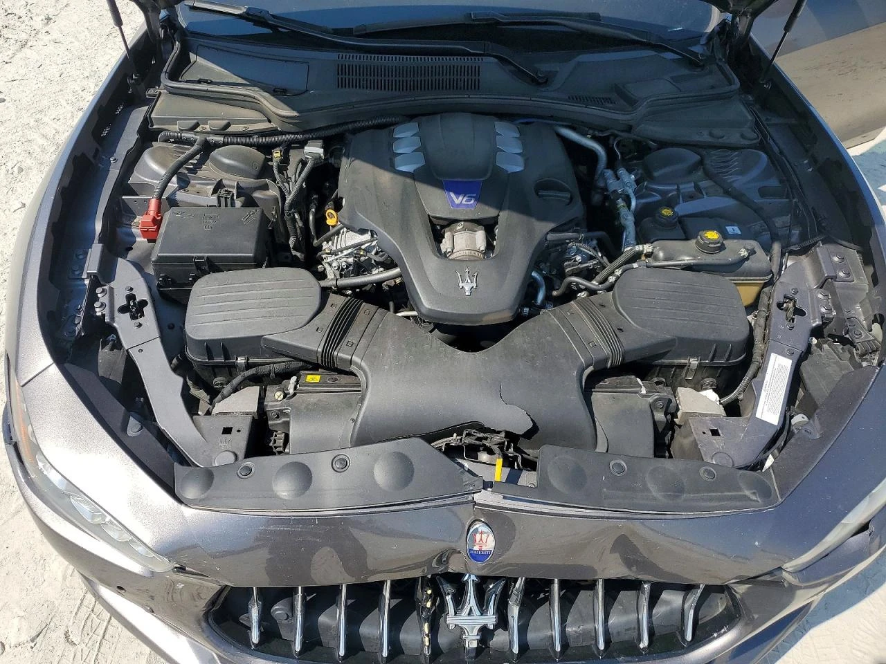 Maserati Ghibli 3.0l S, снимка 11 - Автомобили и джипове - 54731966