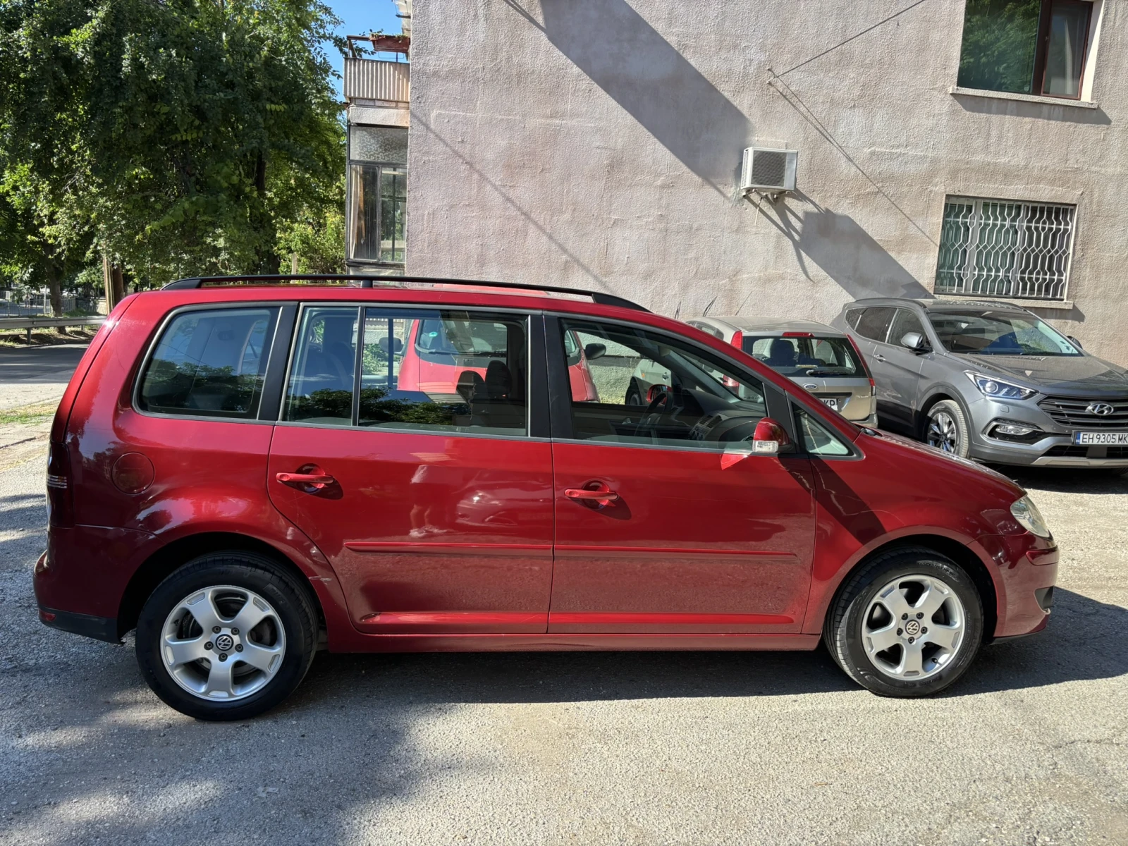 VW Touran, снимка 7 - Автомобили и джипове - 54899523