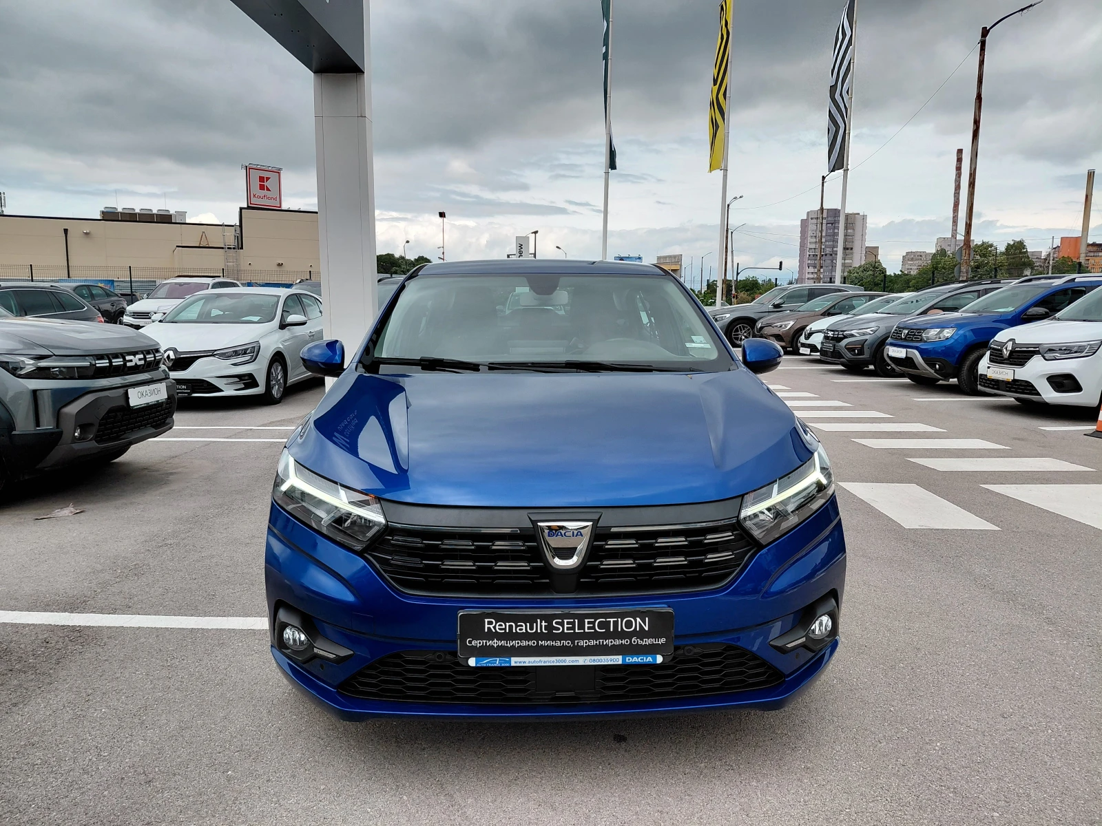 Dacia Logan TCe/100к.с/Essential/Газ/Бензин, снимка 2 - Автомобили и джипове - 55048542