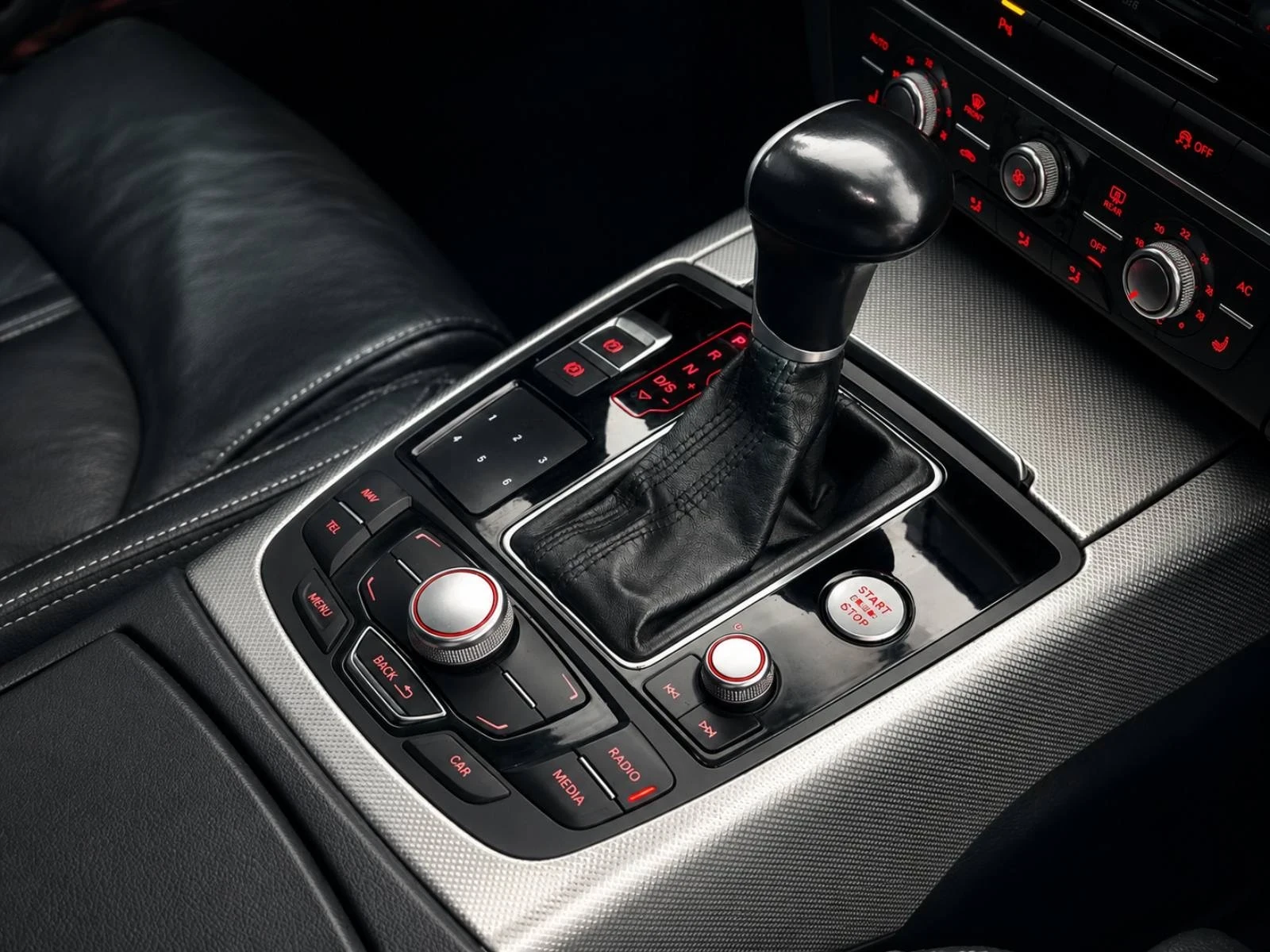 Audi A6 3.0tdi лизинг/бартер, снимка 12 - Автомобили и джипове - 55220798