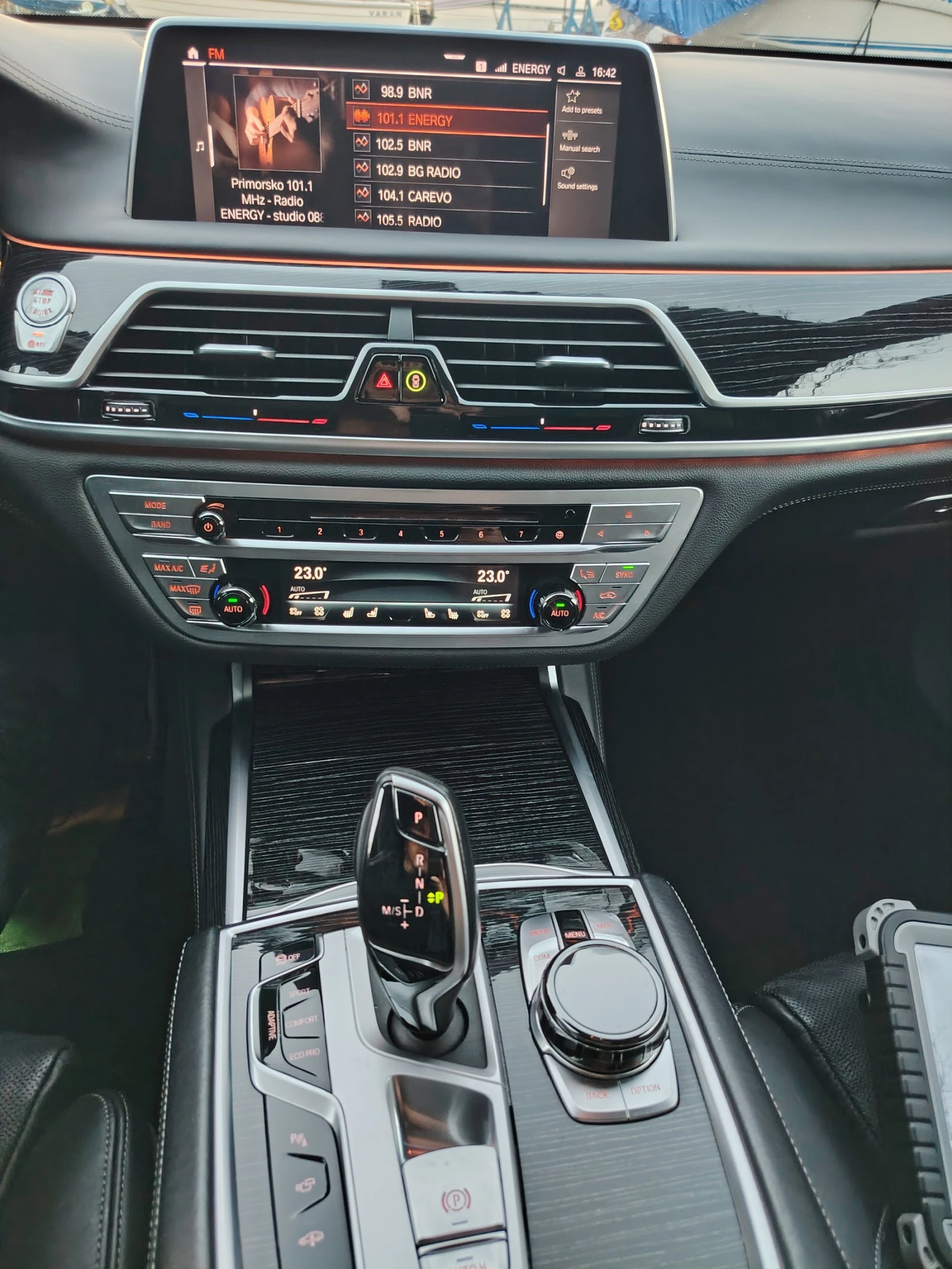BMW 750 I L X-drive , снимка 11 - Автомобили и джипове - 55565883