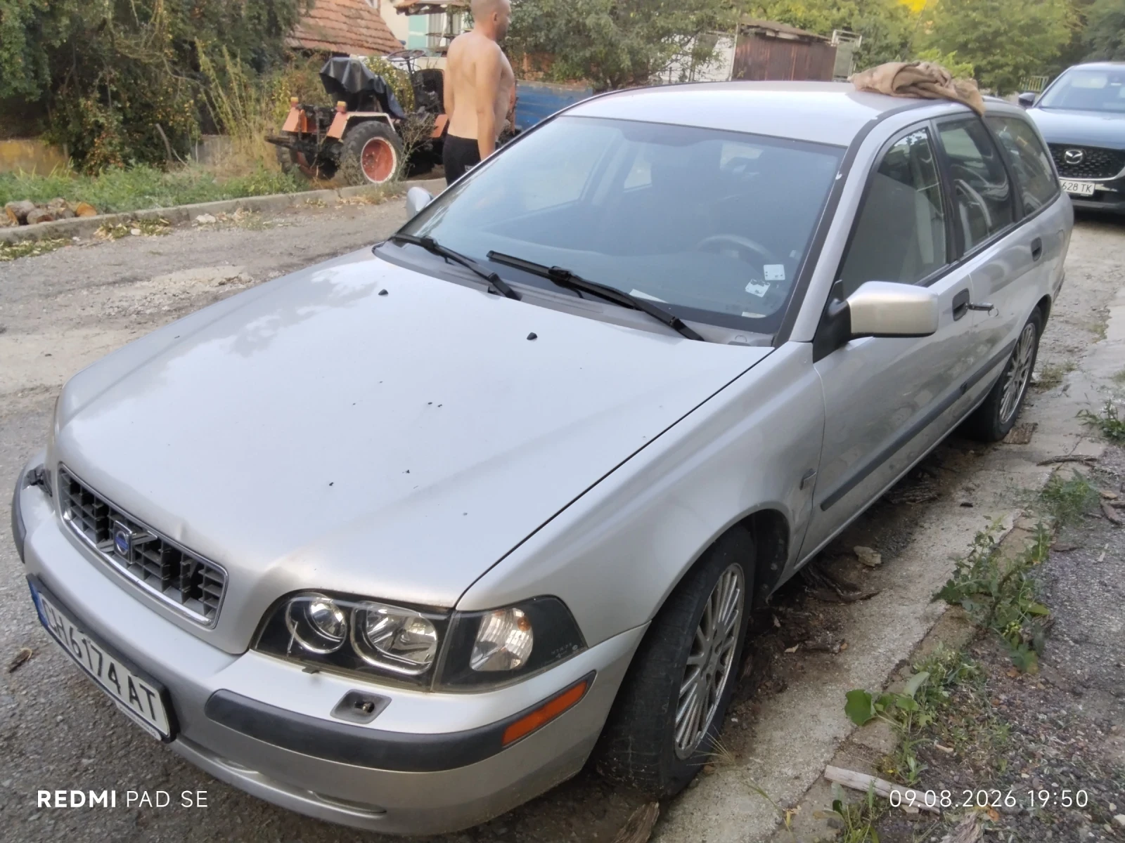 Volvo V40, снимка 2 - Автомобили и джипове - 55607802