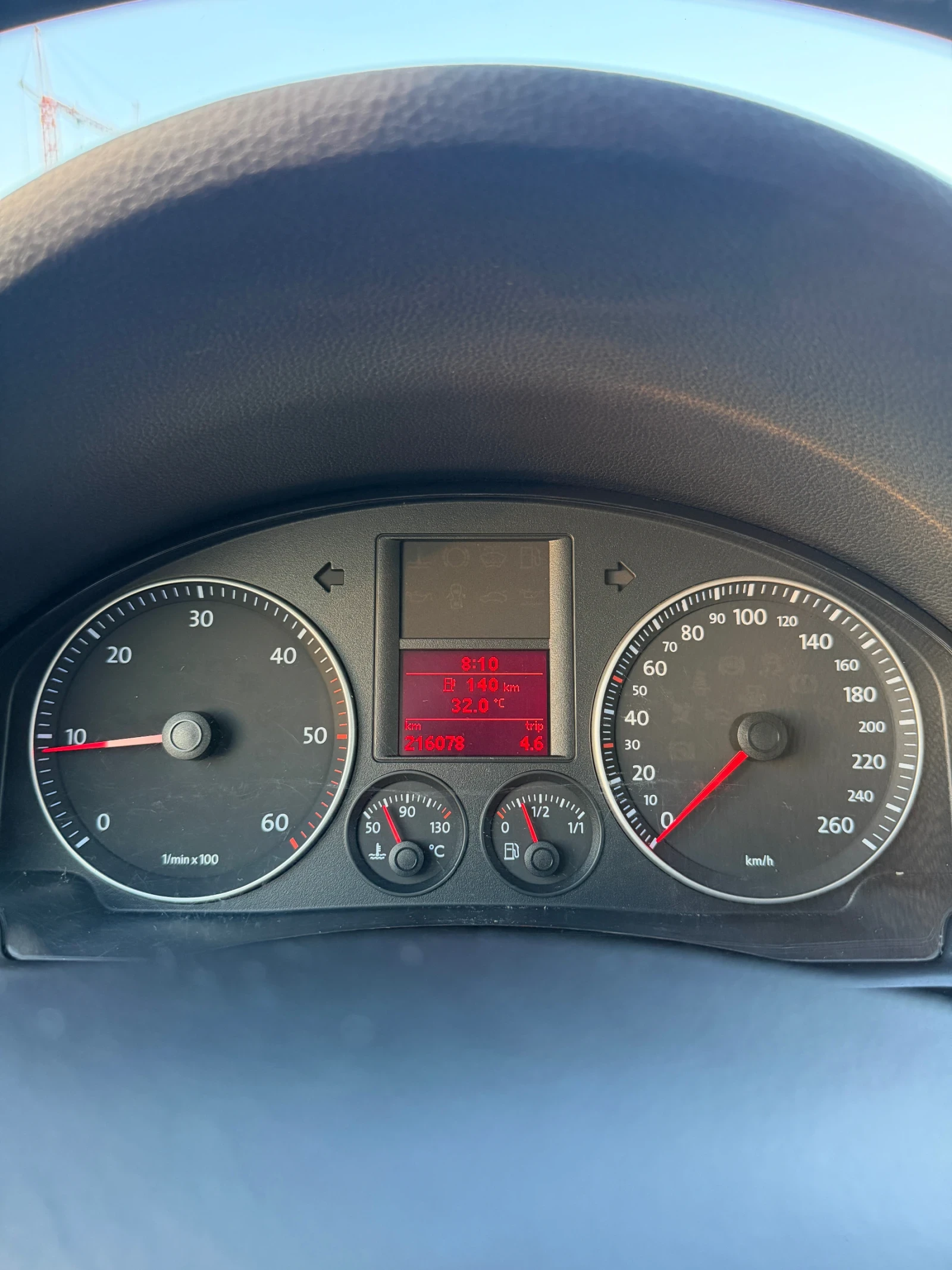 VW Golf Tour 1.9 105 6ск 216 хил км , снимка 12 - Автомобили и джипове - 55841378