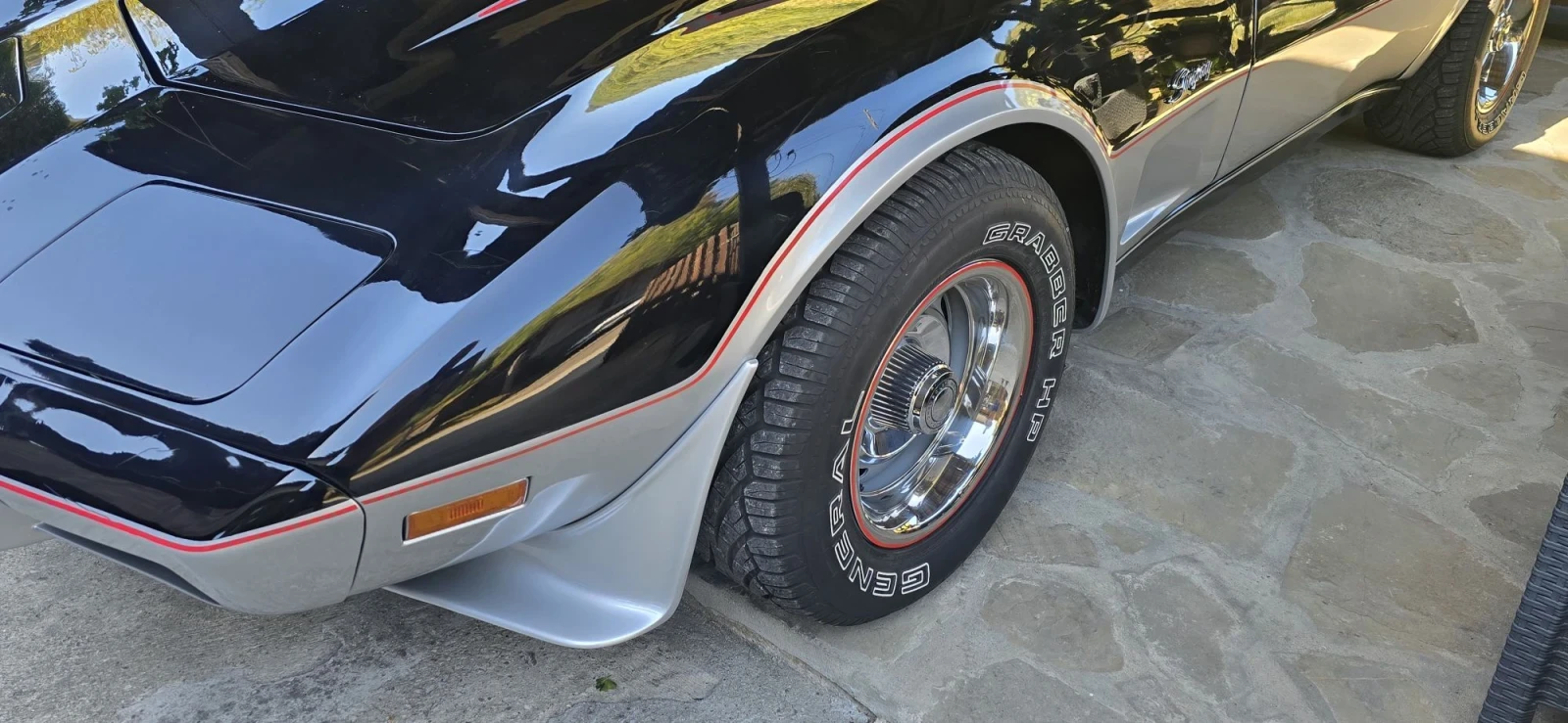 Chevrolet Corvette 5.7 V8 Перфектен , снимка 3 - Автомобили и джипове - 56035087