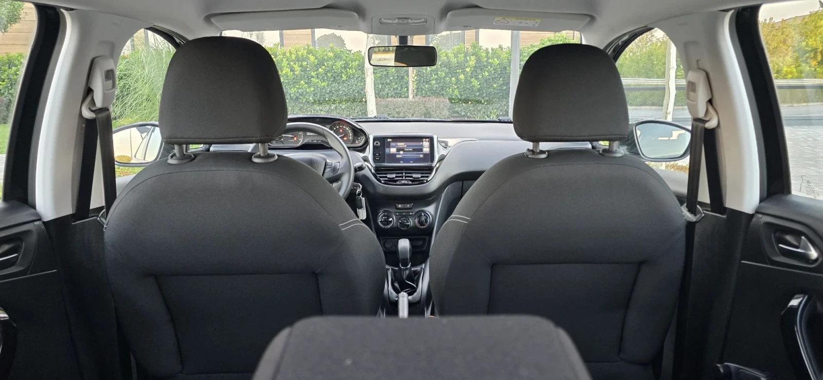 Peugeot 208 1.6 BLUE HDI* ЛИЗИНГ* GT LINE* SPORT* , снимка 13 - Автомобили и джипове - 56037432
