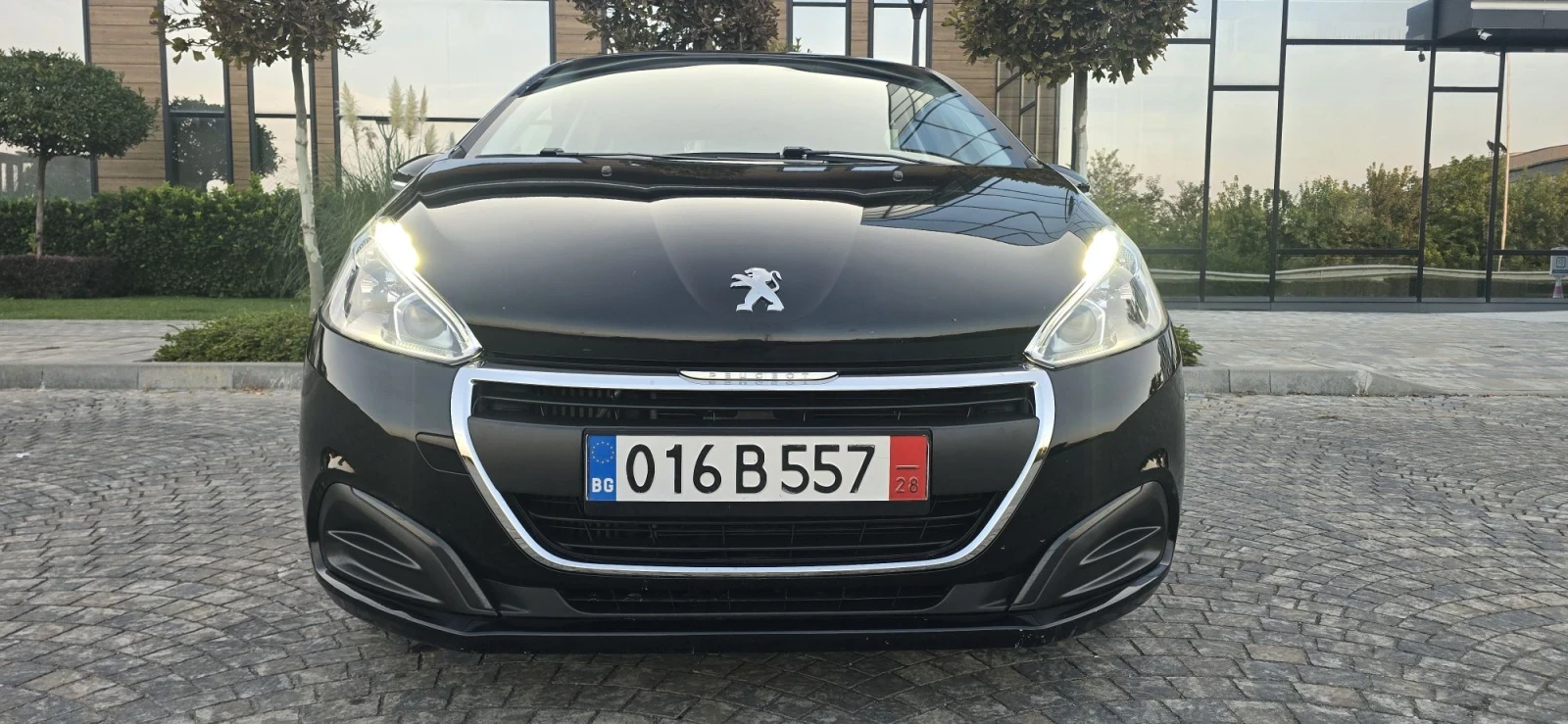 Peugeot 208 1.6 BLUE HDI* ЛИЗИНГ* GT LINE* SPORT* , снимка 2 - Автомобили и джипове - 56037432