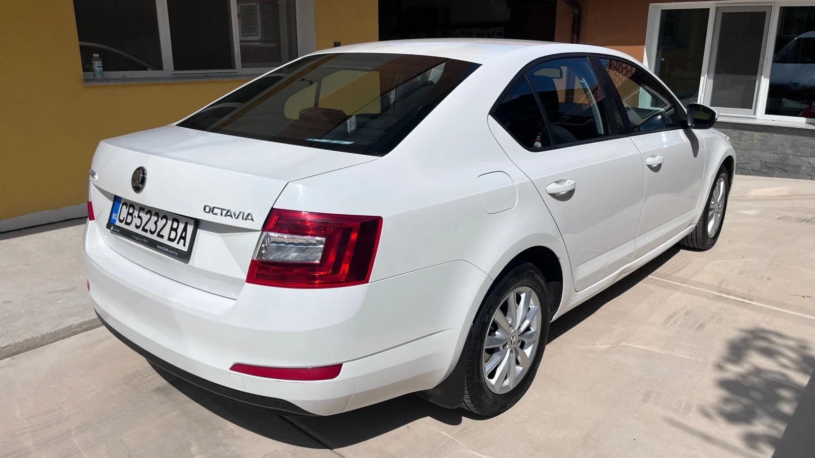 Skoda Octavia 1.4 TSI 150Hp, снимка 6 - Автомобили и джипове - 56374907