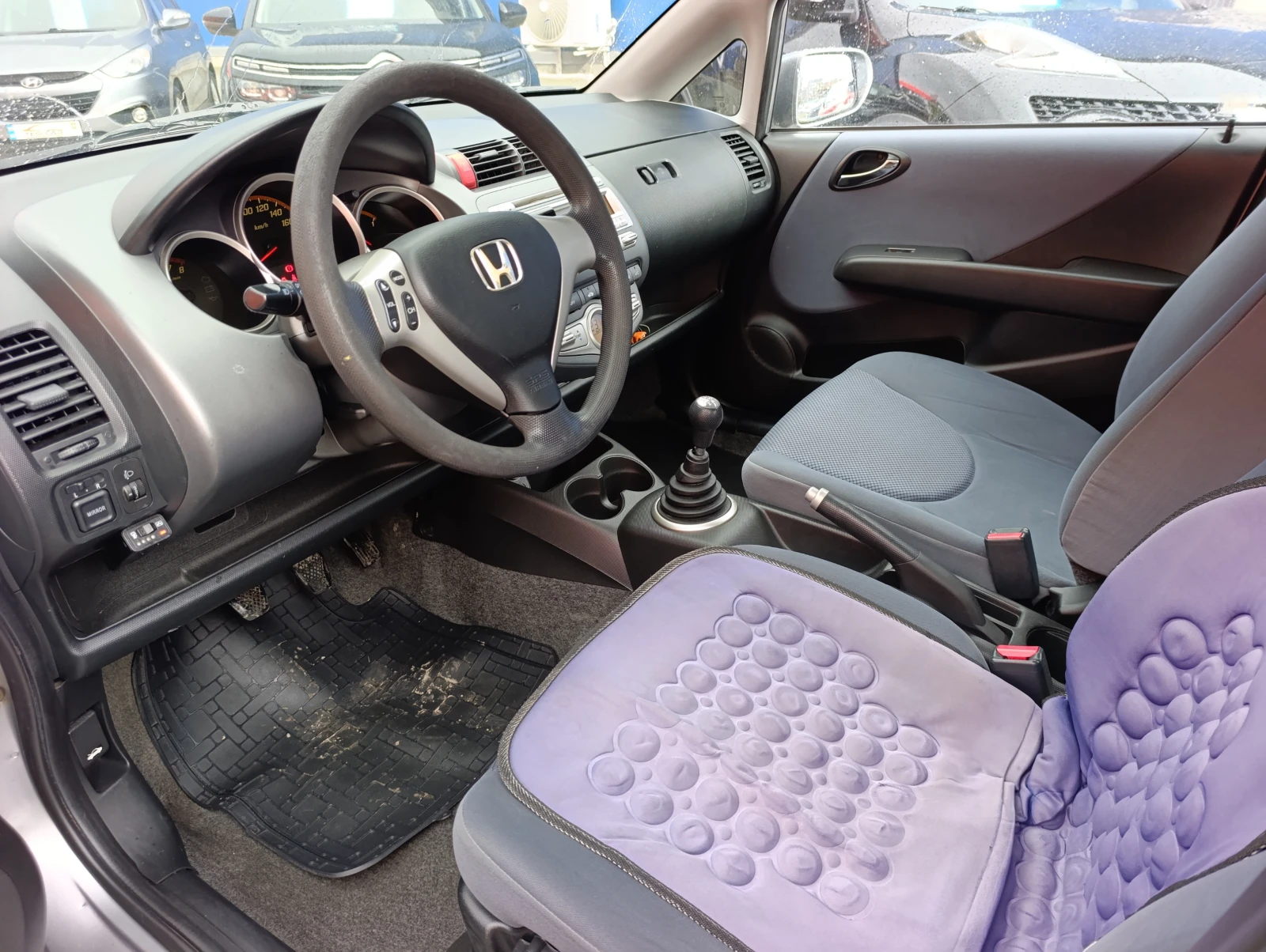 Honda Jazz 1.4i 16V+ GAZ, снимка 7 - Автомобили и джипове - 56732317