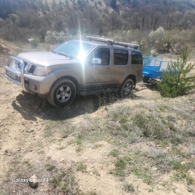 Nissan Pathfinder Джип, снимка 9
