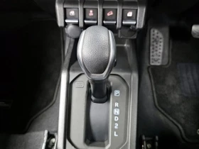 Suzuki Jimny 1.5 Automatic, снимка 9