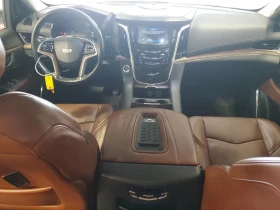 Cadillac Escalade Luxury* 4x4* СТАВА НА ГАЗ - 27000 лв. - 49613003 | Car24.bg