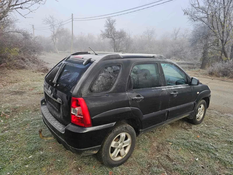 Kia Sportage 2.0 benz 4x4, снимка 6 - Автомобили и джипове - 48770469