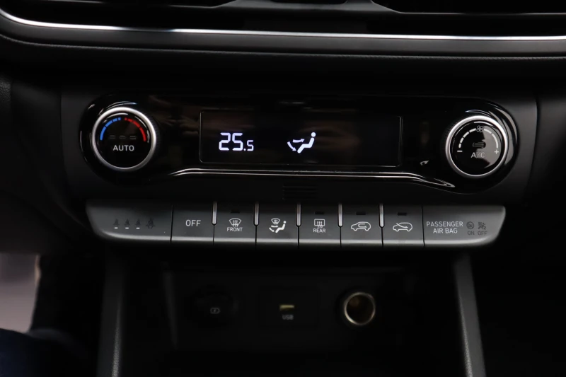 Hyundai Kona LANE ASSIST / CAMERA / DIGITAL, снимка 17 - Автомобили и джипове - 52329820