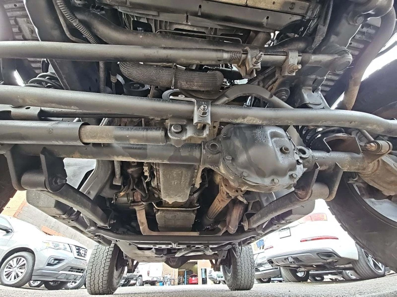 Jeep Wrangler Sport, снимка 17 - Автомобили и джипове - 53249171