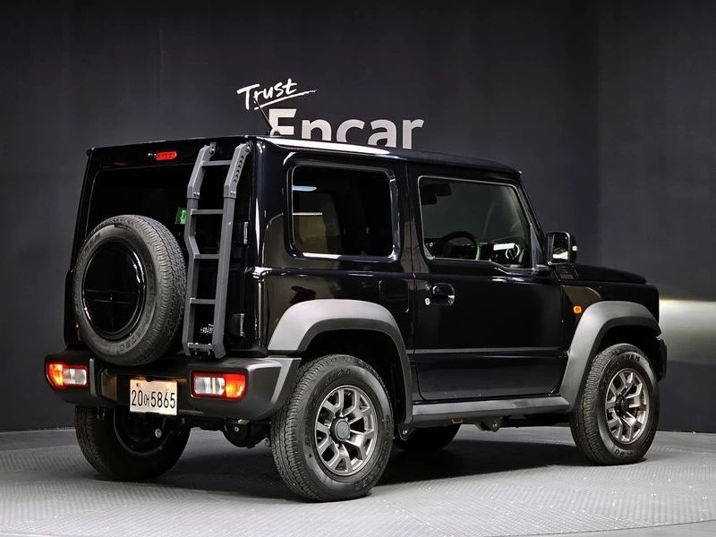 Suzuki Jimny 1.5 Automatic, снимка 2 - Автомобили и джипове - 55775618