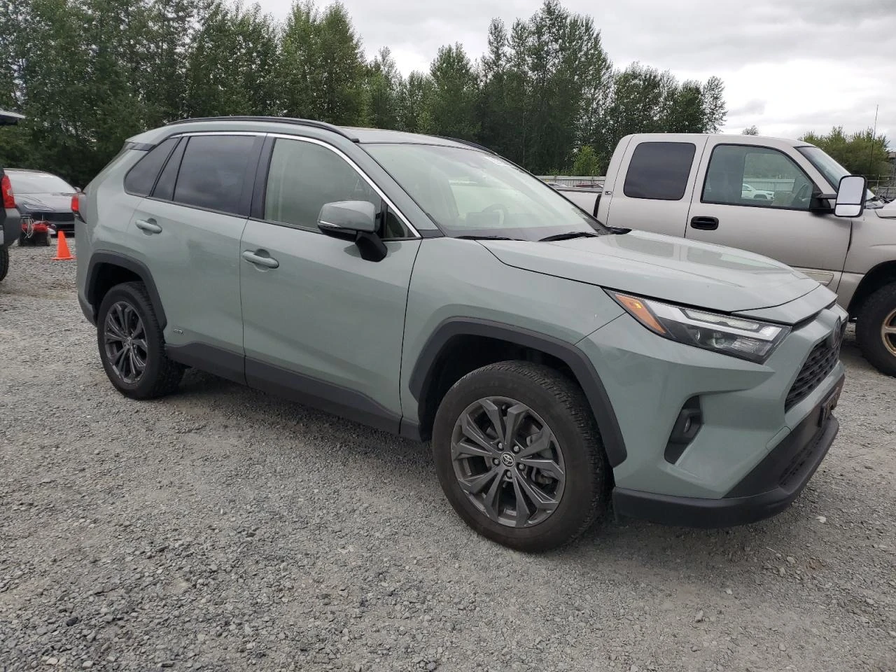 Toyota Rav4 XLE PREMIUM/4X4/ПАНОРАМА/ВИДЕО НА МОТОРА - изображение 3