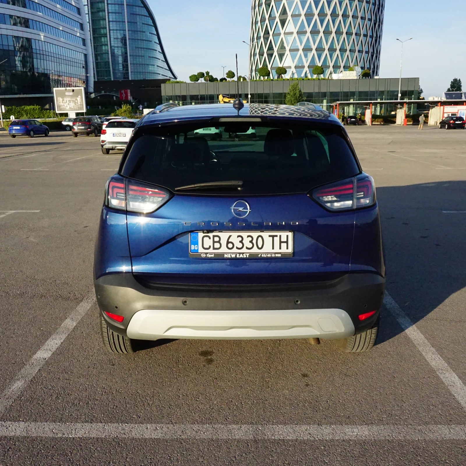 Opel Crossland X Elegance 1.2T AT6 MY22 - изображение 5