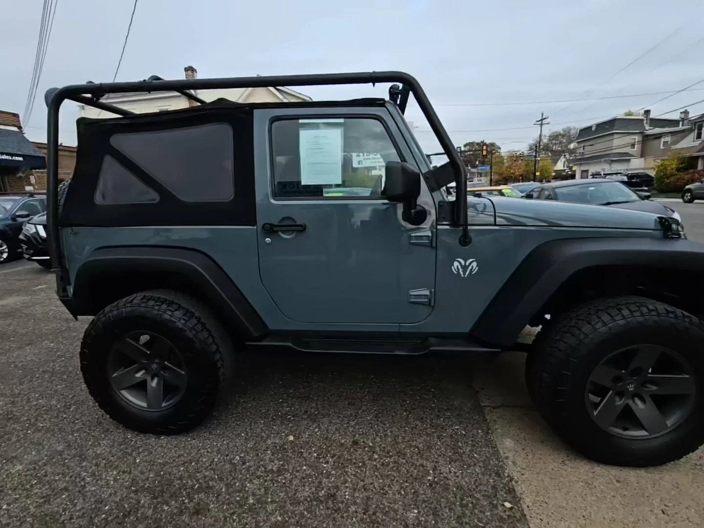 Jeep Wrangler Sport - изображение 5