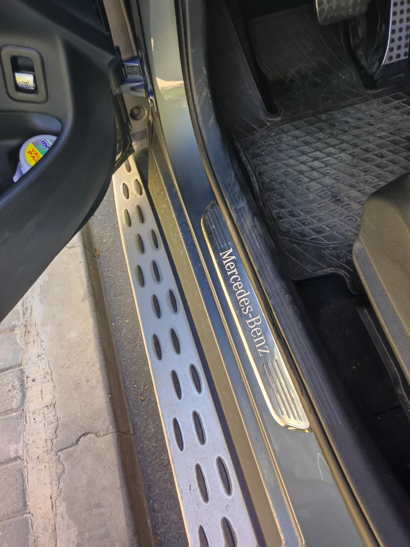 Mercedes-Benz GLC 250 9G tronik 4matik , снимка 9 - Автомобили и джипове - 53495814