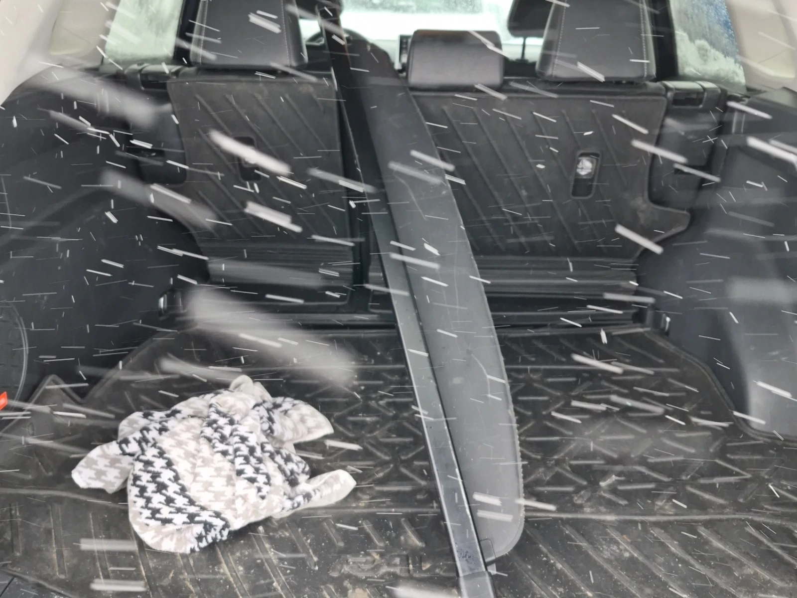 Toyota Rav4 Hybrid Limited * ��������� * 84937KM * Carfax *  | Mobile.bg � ����������� 10