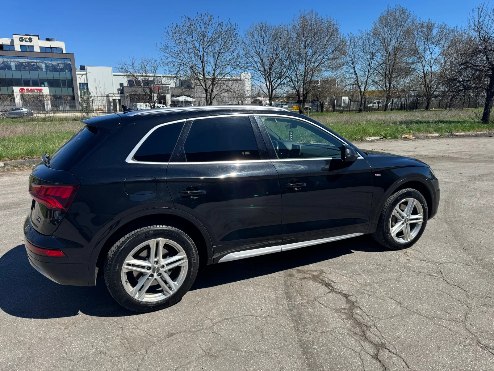 Audi Q5 S line, снимка 2 - Автомобили и джипове - 54113775