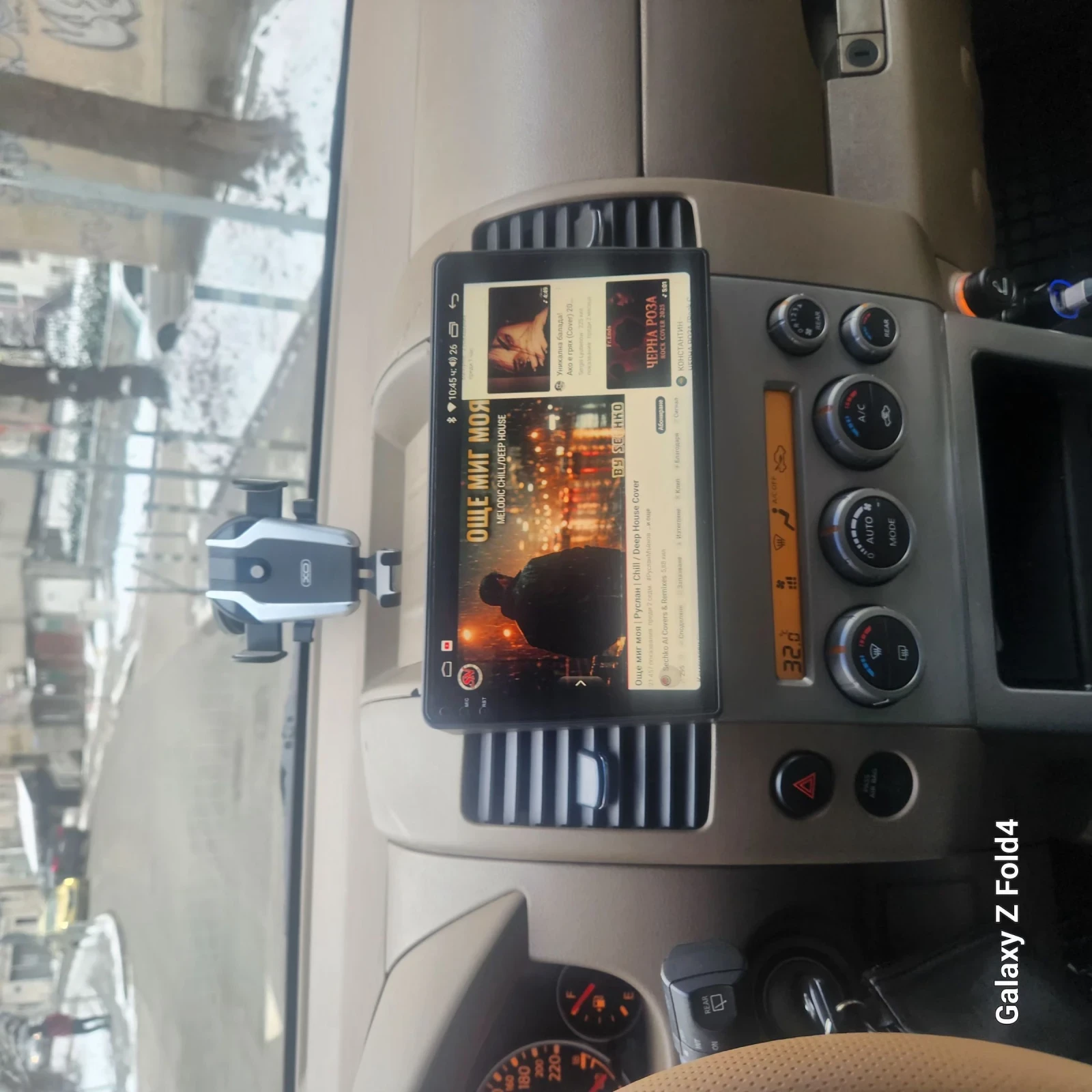 Nissan Pathfinder Джип