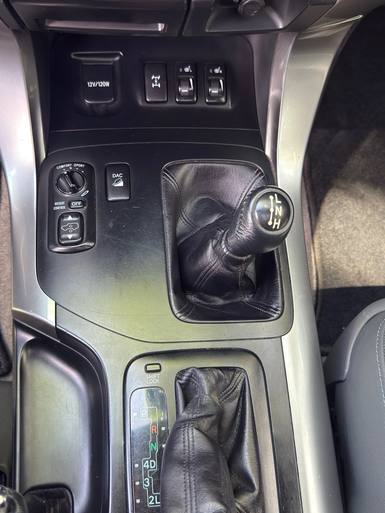 Toyota Land cruiser 4.0 V6 VVT-I, снимка 12 - Автомобили и джипове - 54493720