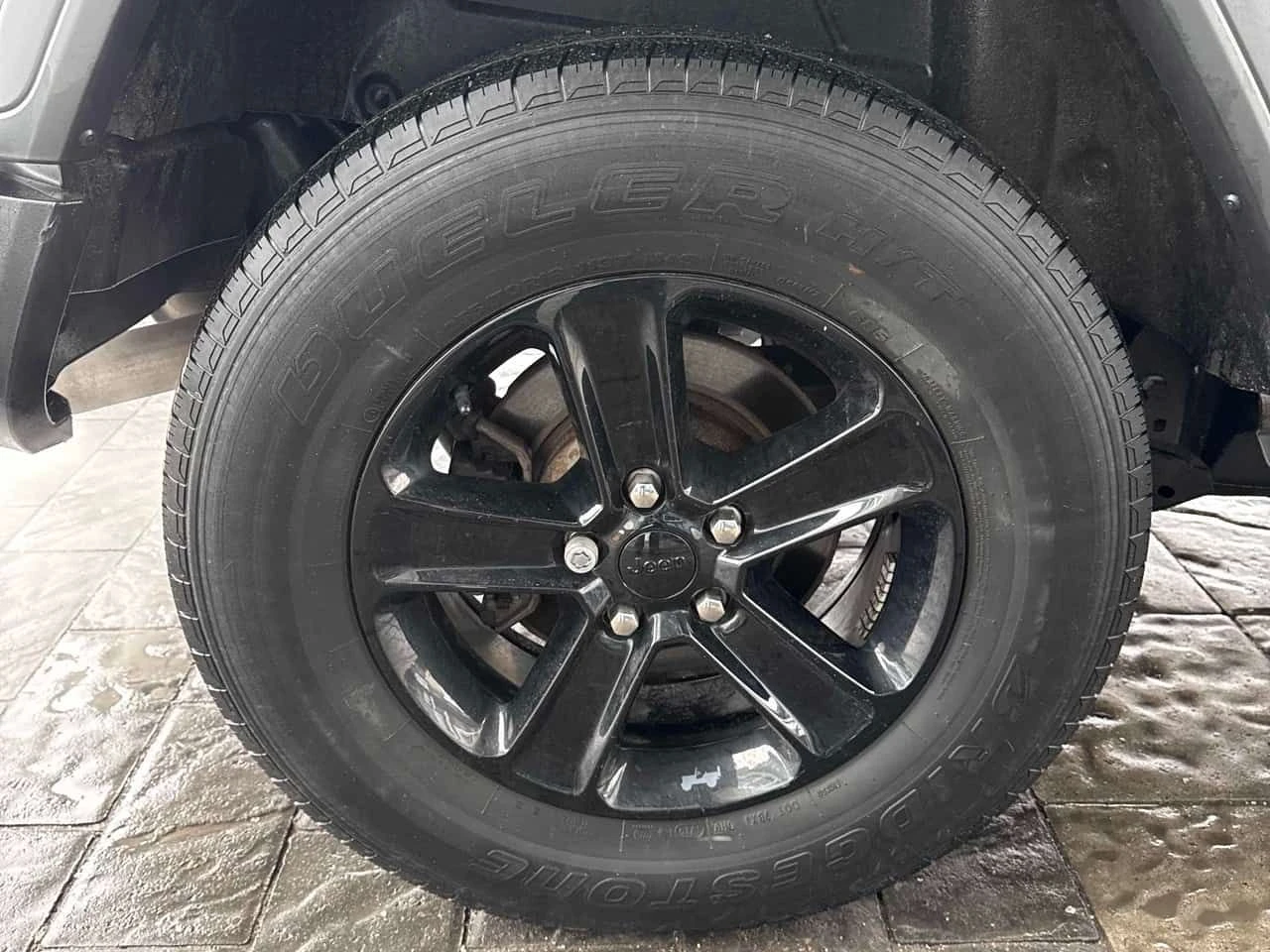 Jeep Wrangler * Sport 4x4 * ПОДГРЕВИ * KEYLESS * АВТОКРЕДИТ, снимка 13 - Автомобили и джипове - 54556862