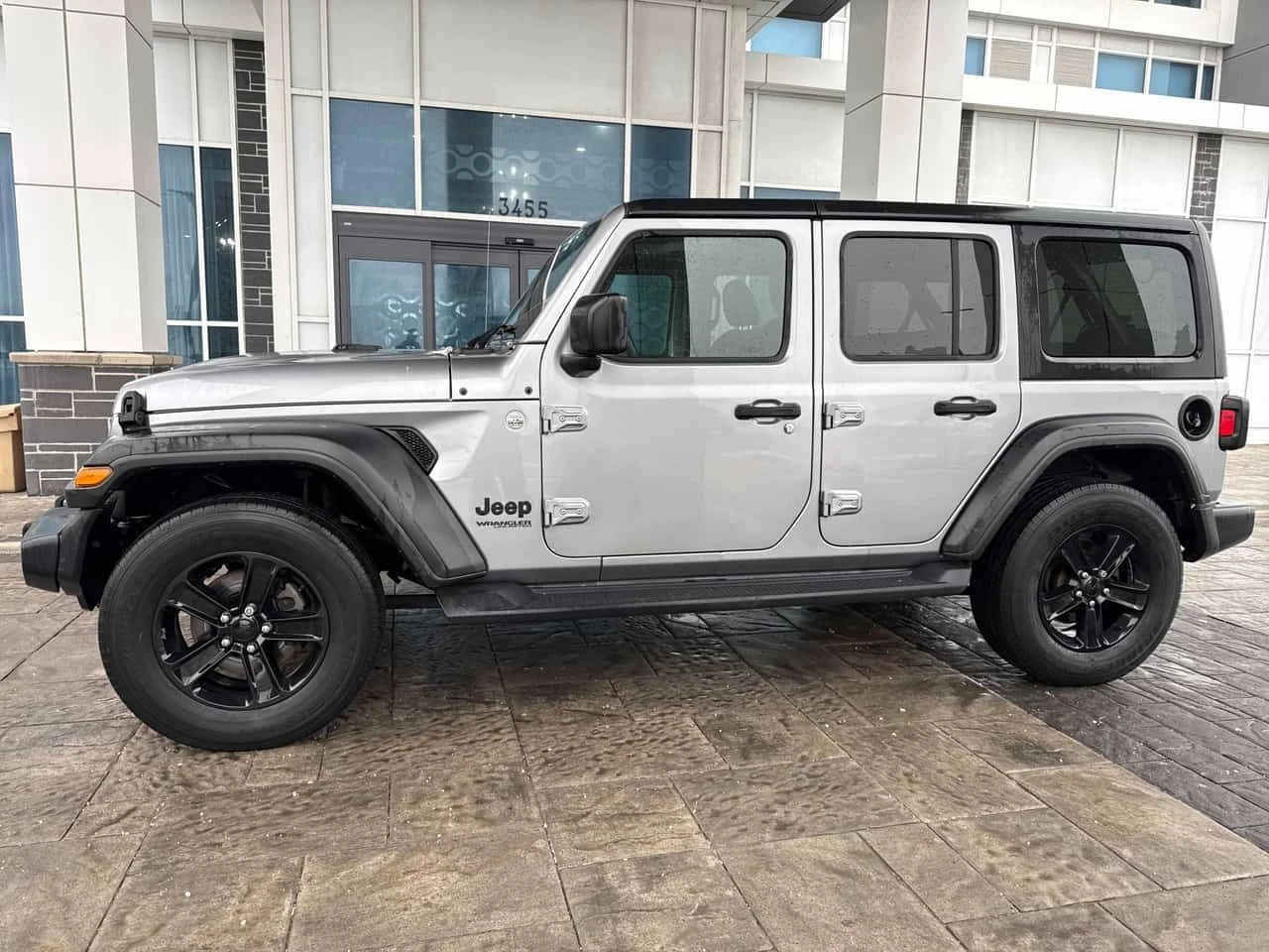 Jeep Wrangler * Sport 4x4 * ПОДГРЕВИ * KEYLESS * АВТОКРЕДИТ, снимка 2 - Автомобили и джипове - 54556862